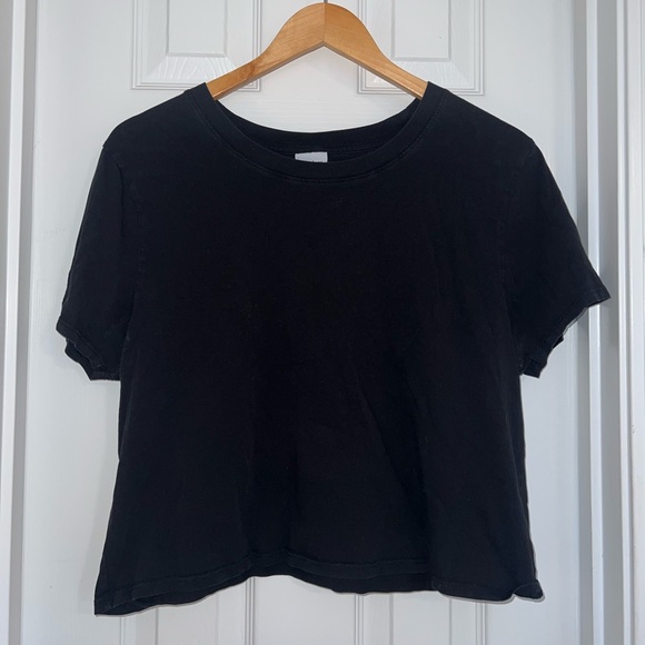 Outdoor Voices Black Short Sleeve Tee - Picture 1 of 4